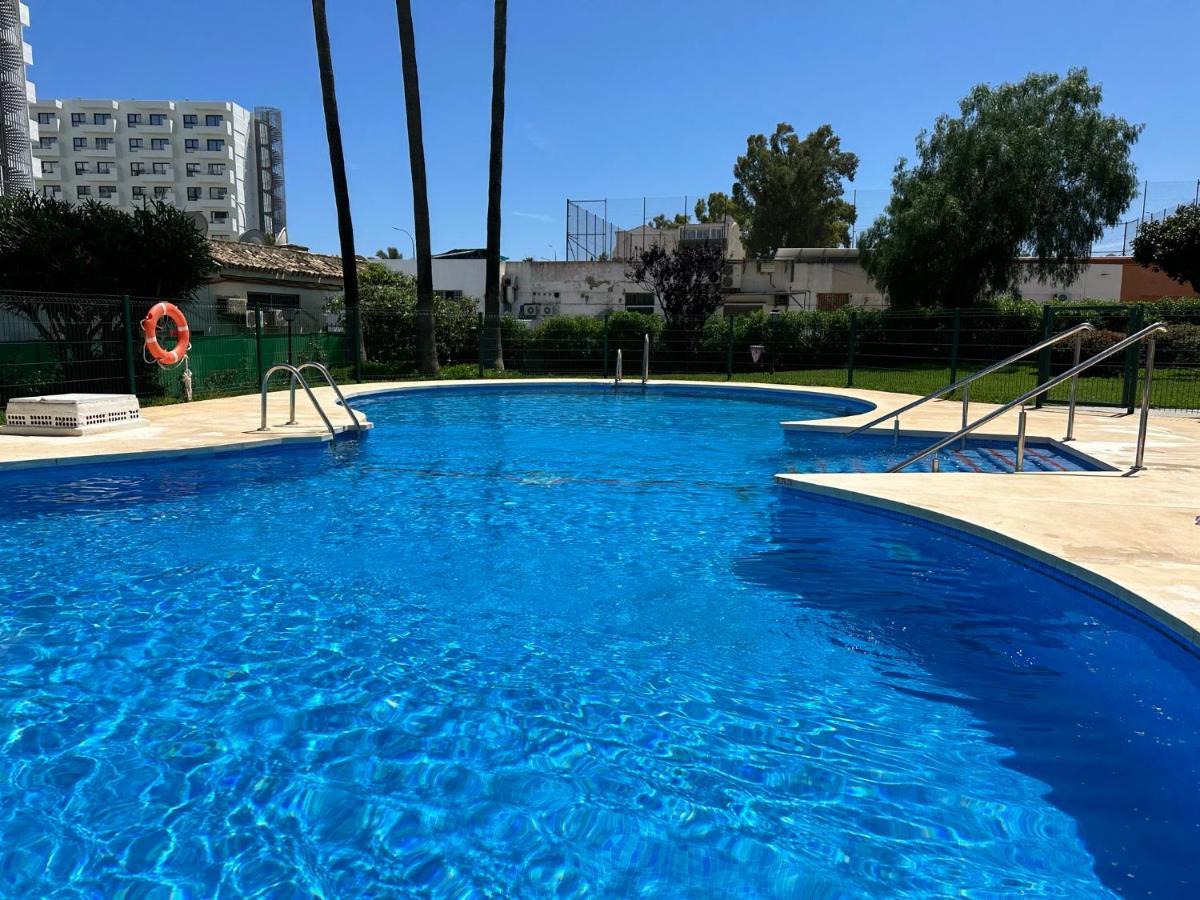 Apartamento La Carihuela A 2 Minutos De La Playa توريمولينوس المظهر الخارجي الصورة