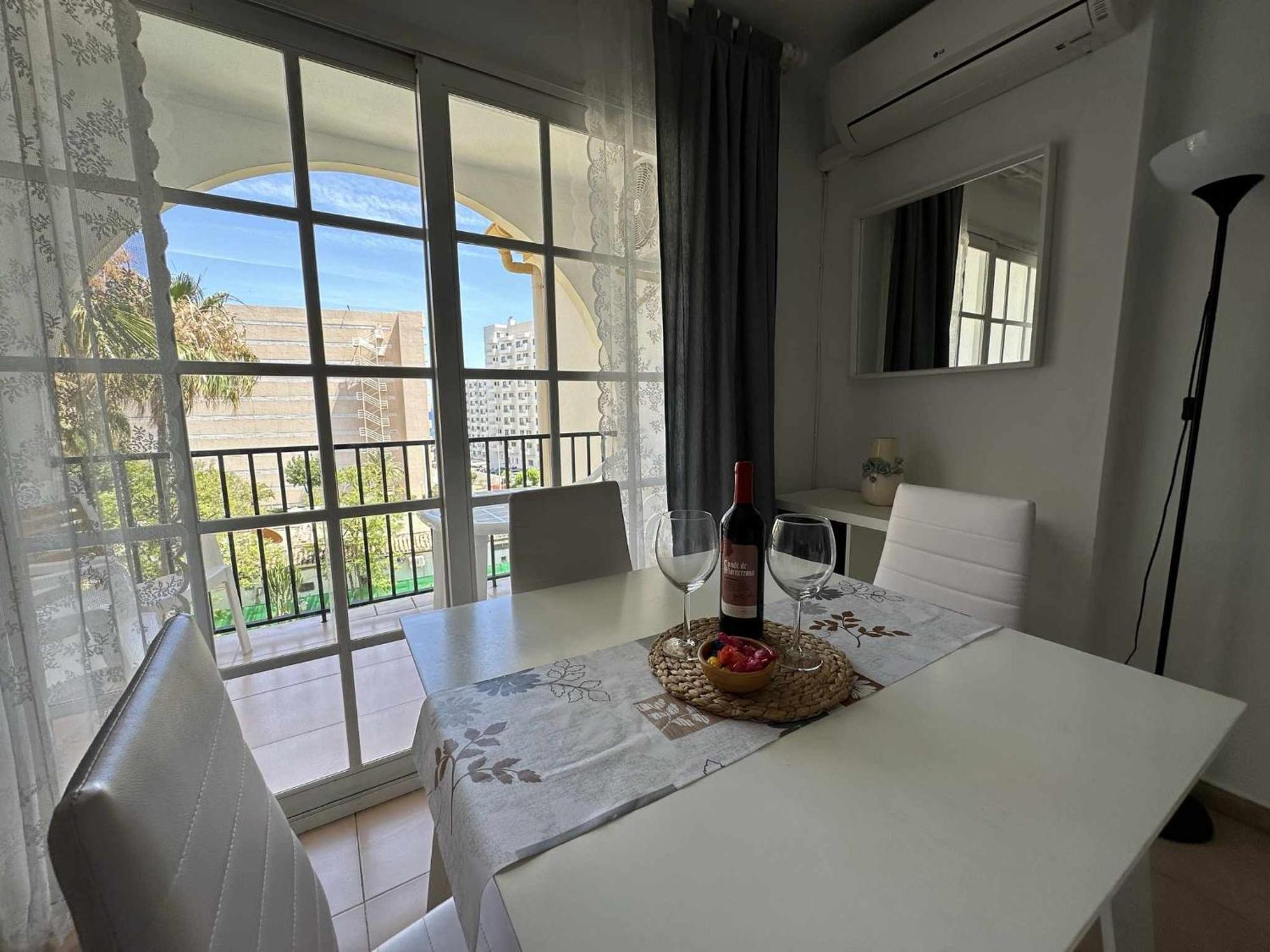 Apartamento La Carihuela A 2 Minutos De La Playa توريمولينوس المظهر الخارجي الصورة